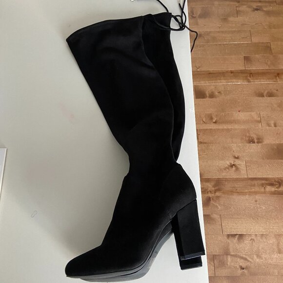 Thigh high faux suede boots - Picture 4 of 4